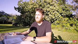 Gorgeous seductress Valentina Nappi crazy xxx scene