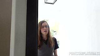 Lillian Stone Fucked By Hung Delivery Guy