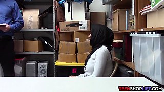 Muslim teen with Huge Tits unloaded stealing from a shop