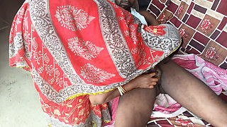 Desi wife dopahar mein Aakar land chusa aur Pani nikala