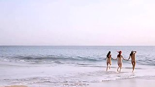 Stacey, Ariel, & Dominika: Wavy-Haired Trio in the Outdoors