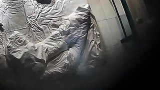 Horny fat arab housewife fingered on amateur hidden cam