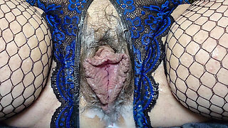 MILF Closeup Big Labia Hairy Pussy - Buttplug & Dildo Solo