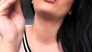 Big boob brunette masturbates on webcam