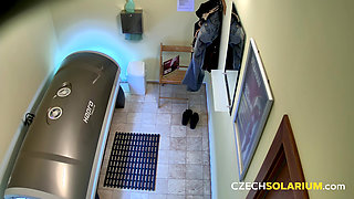 Czech Solarium 41: Brunette Puts on Another Hot Pussy Show