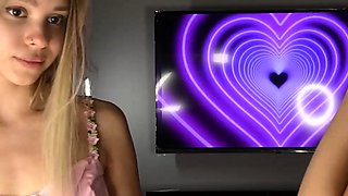 Two amateur blonde teen babes sucking huge fat cock
