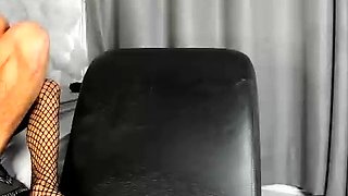 Small titted brunette teen fingering on the bed