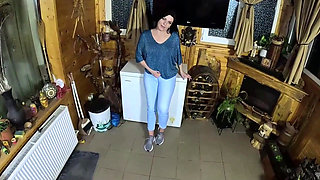 Cameltoe MILF Twerks in Jeans Blowjob & Cum All Over My Puffy Jacket 334