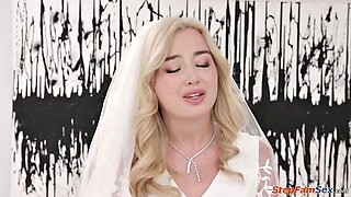 Blonde Bride Lexi Lore Deep-Throats Seth Gamble Before He Pulls Out His Dick And Pounds Her P