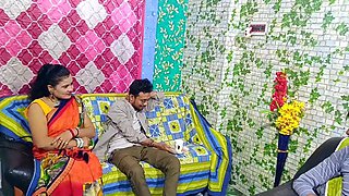 Office Boss Ke Saath Biwi Ki Chudai Promotion Kaliye, Apna Biwi Ko Boss Ke Bed Mein Bheja Hardcore Chudai