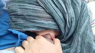 Hot Indian Muslim Girl in Hijab Makes Me Lick Her Wet Pussy in Car - Shamir Sikandar