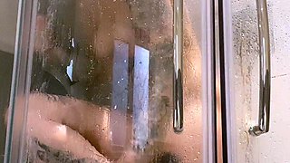 Pretty Naked Teen Girl Pussy Masturbation In Shower