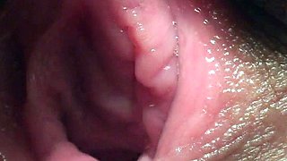 Pulled amateurs close up car sex