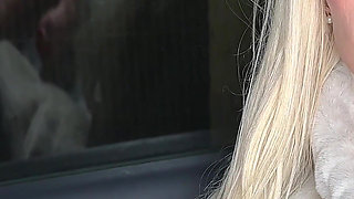 The Blonde Secretary Wants to Be Fucked by Her Boss After the Meeting and Cum in Her Pussy