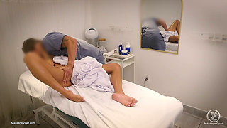 Blonde fitness model fucking her massage therapist