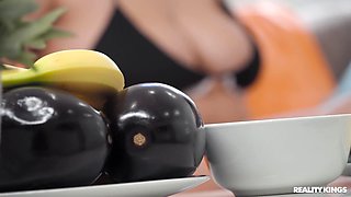 Big Naturals - RK Taste Tests 1 - James Angel