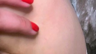 Amateur Foot Fetish Girlfriend Sucks and gives a Footjob