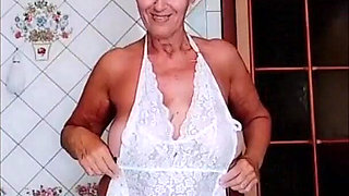Hot Housewife Lukerya