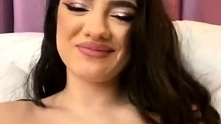 Amateur super hot brunette masturbating 3 mp4