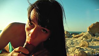 Nathalie Flowers Beach Head