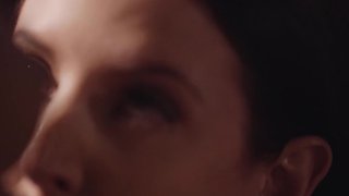 Black lesbians Jenna Foxx spreads her legs on the table for an erotic pussy licking by Angela White