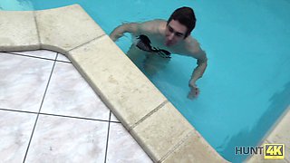 Brunette Anna Rose gets fucked by her boyfriend by the pool