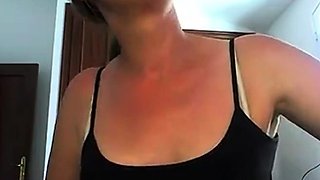 Moden Dansk Kvinde Tilbyder Brugte Trusser Indtil 1. Juli