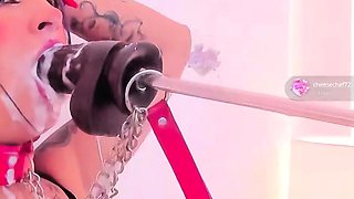 Hot brunette from squirt masturbating on webcam