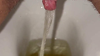 Morning Collection of Yellow Pee! Check Out My Pads and Panties!