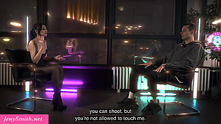 Jeny Smith talks about her life in an interview and answers personal questions.