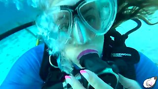 Supergirl Fucked Hard by Horny Octopus - Big Clit MILF Solo Underwater Sex
