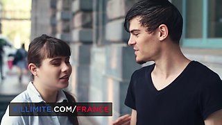 Made In France - Hard sex foursome in a swinger club - Blowjobs