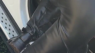 Outdoor Car Vacuum Leather Seats