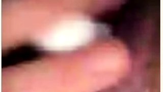 Joingy Indian Sisters Plays with mee