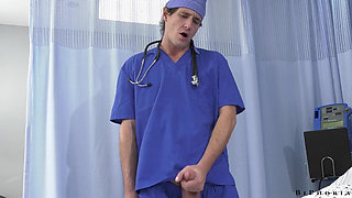 Biphoria - tattooed hunk goes to euphoria