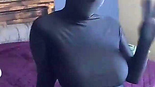 Stepmom's Zentai Revenge