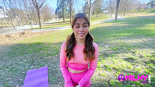 Chubby Fan Fucks and Fills Peruvian Actress's Pussy in the Park