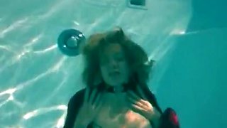 Underwater Lesbians Erotica